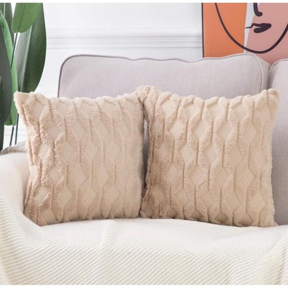 MADIZZ Set of 2 Soft Plush Short Wool Velvet Decorative Throw Pillow Covers - Picture 3 of 4